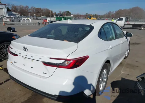 2025 Toyota Camry Le из США, поврежденный, VIN 4T1DAACK8SU169014